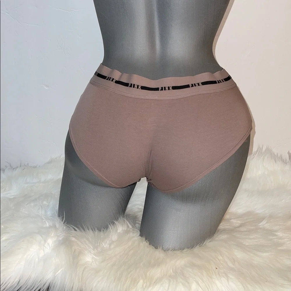 Victoria’s Secret Pink Logo Hipster Underwear Panty. NWT